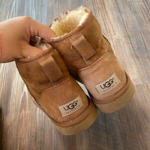 Ugg Classic Mini II Boots Size 7